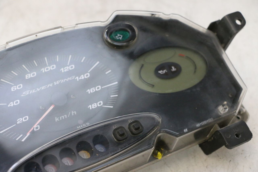 photo de CONTADOR  HONDA FJS SILVER WING SILVERWING 400 (2005 - 2008) - Detalhe da peça