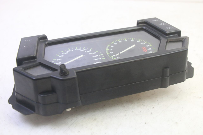 photo de CONTADOR KAWASAKI GPX R WARBIRD 600 (1988 - 1993) - Detalhes característicos