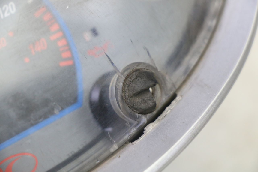 photo de CONTADOR KYMCO GRAND DINK 125 (2008 - 2014) - Pontos de fixação