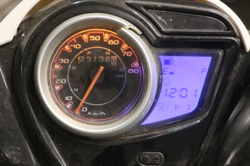 photo de CONTADOR TNT MOTOR GRIDO 2T 50 (2010 - 2019) - Marcações e referências