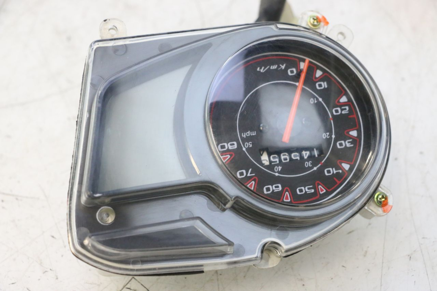 photo de CONTADOR TNT MOTOR GRIDO 2T 50 (2010 - 2019) - Zoom do estado de desgaste