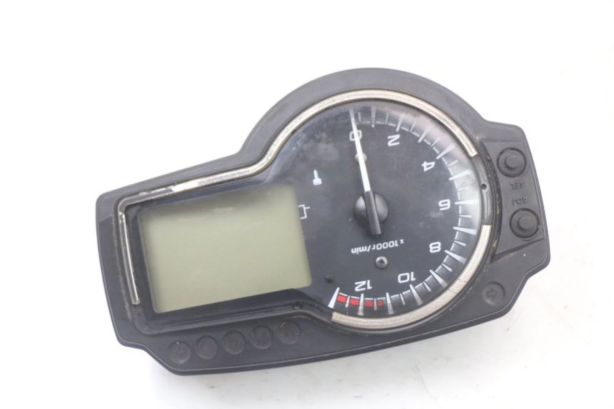 photo de CONTADOR SUZUKI GSR 750 (2011 - 2017) - Pontos de fixação
