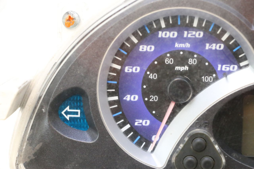 photo de CONTADOR SYM GTS EVO 125 (2009 - 2013) - Detalhe da peça