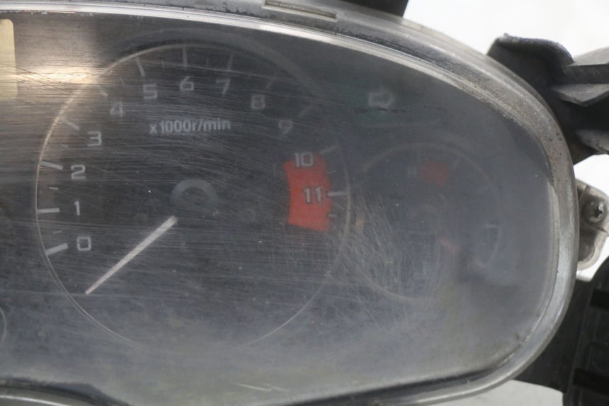photo de CONTADOR  HONDA FES S-WING SWING 125 (2007 - 2015) - Outro ângulo de visão