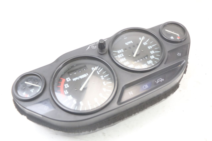 photo de CONTADOR KAWASAKI GTR 1000 (1994 - 2004) - Pontos de fixação