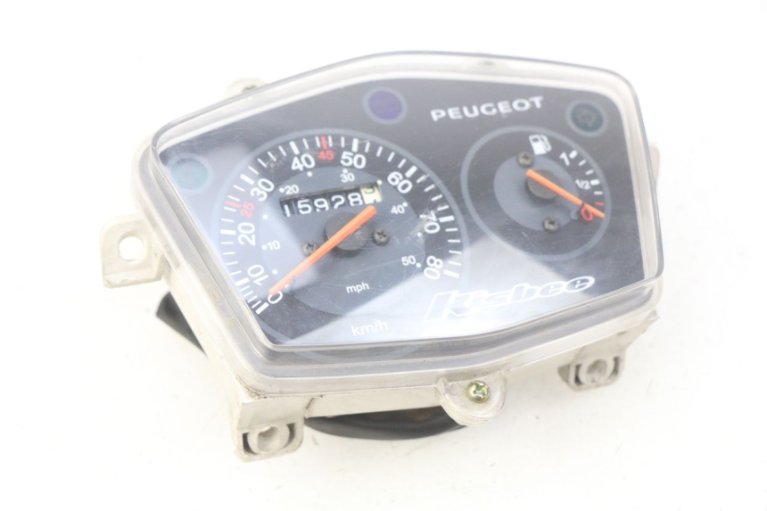 photo de CONTADOR PEUGEOT KISBEE 4T 50 (2010 - 2017) - Estado da superfície
