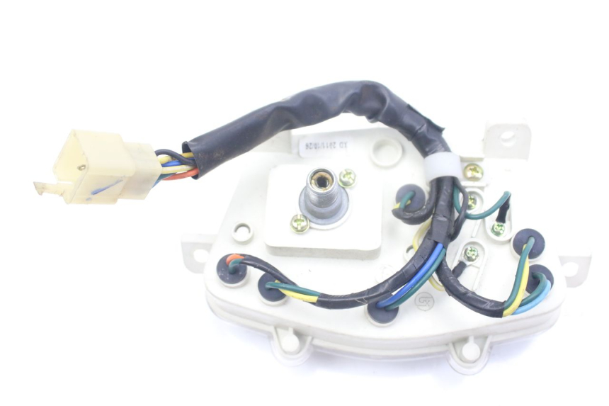 photo de CONTADOR PEUGEOT KISBEE 4T 50 (2010 - 2017) - Outro ângulo de visão