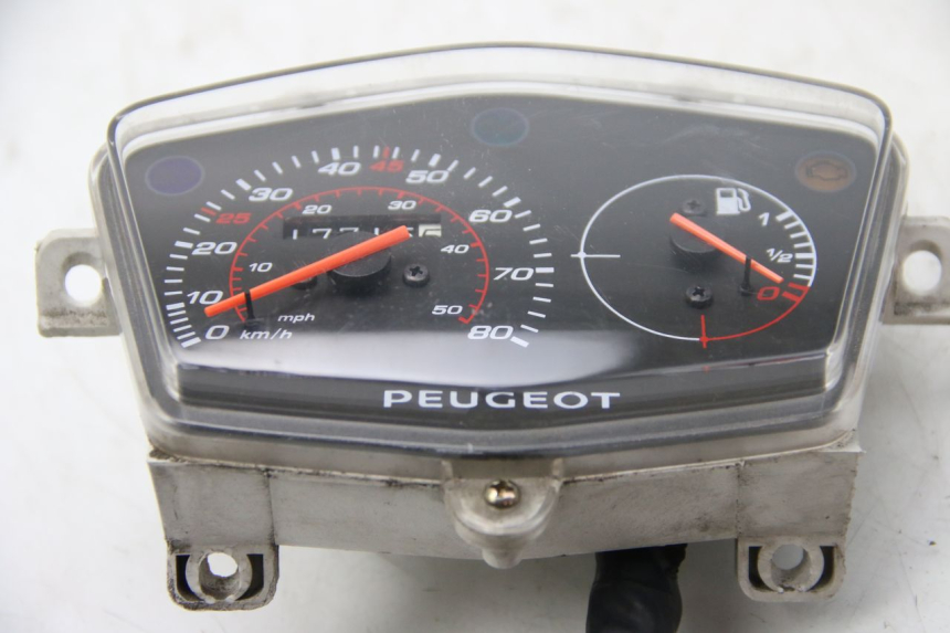 photo de CONTADOR PEUGEOT KISBEE 4T 50 (2018 - 2022) - Vista geral
