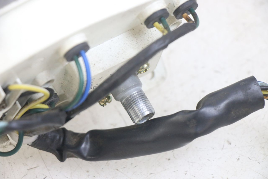 photo de CONTADOR PEUGEOT KISBEE 4T 50 (2010 - 2017) - Detalhe da peça