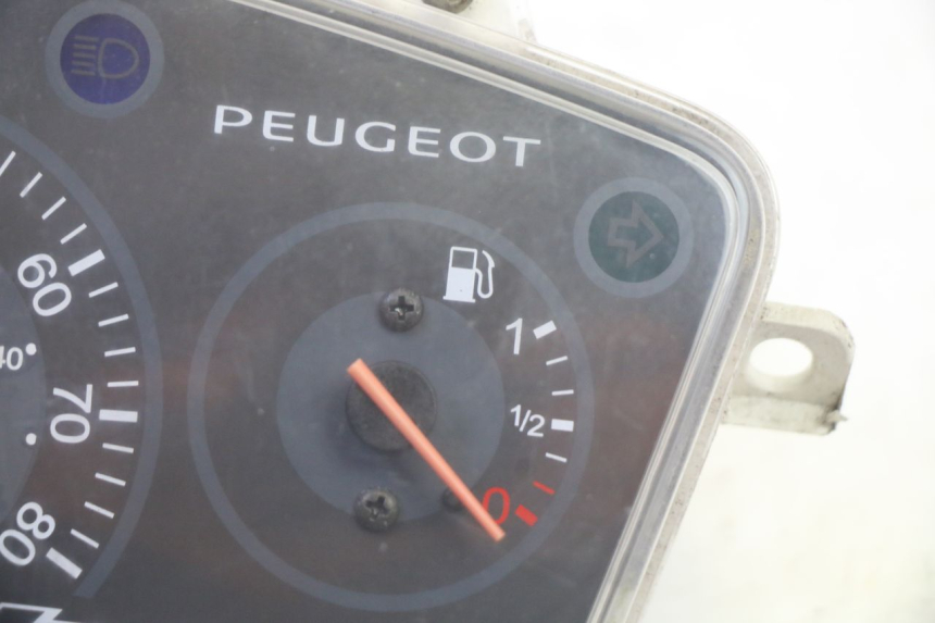 photo de CONTADOR PEUGEOT KISBEE 4T 50 (2010 - 2017) - Zoom do estado de desgaste