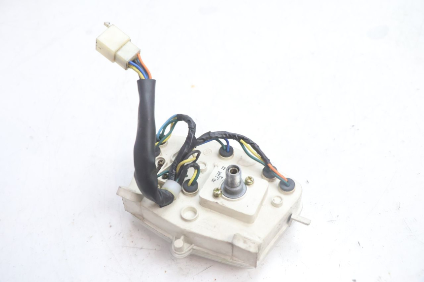 photo de CONTADOR PEUGEOT KISBEE 4T 50 (2010 - 2017) - Pontos de fixação
