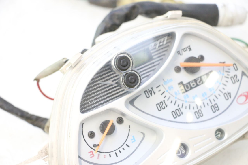 photo de CONTADOR KYMCO LIKE 125 (2009 - 2016) - Outro ângulo de visão