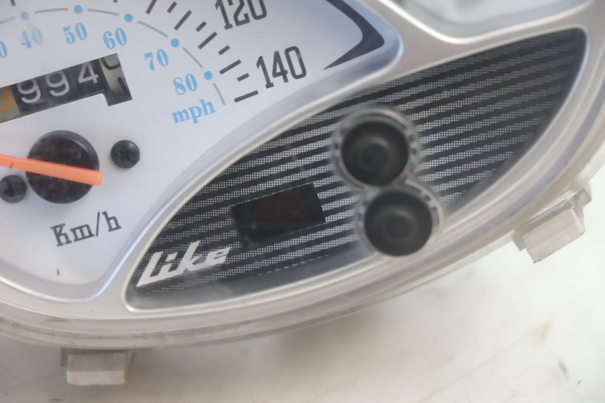 photo de CONTADOR KYMCO LIKE 125 (2009 - 2016) - Outro ângulo de visão