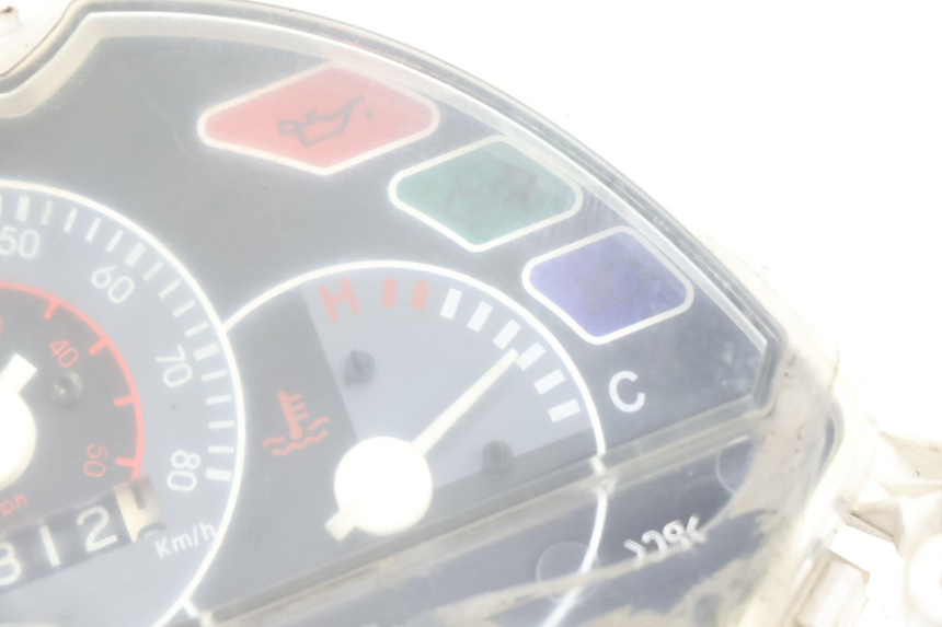 photo de CONTADOR PEUGEOT LUDIX BLASTER 50 (2006 - 2014) - Zoom do estado de desgaste