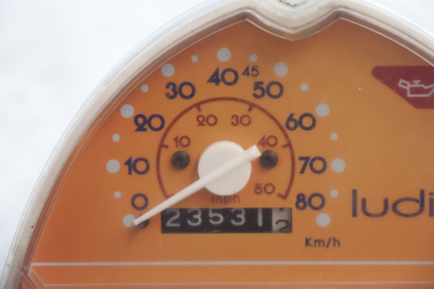 photo de CONTADOR PEUGEOT LUDIX PRO 2T 50 (2010 - 2017) - Detalhe da peça