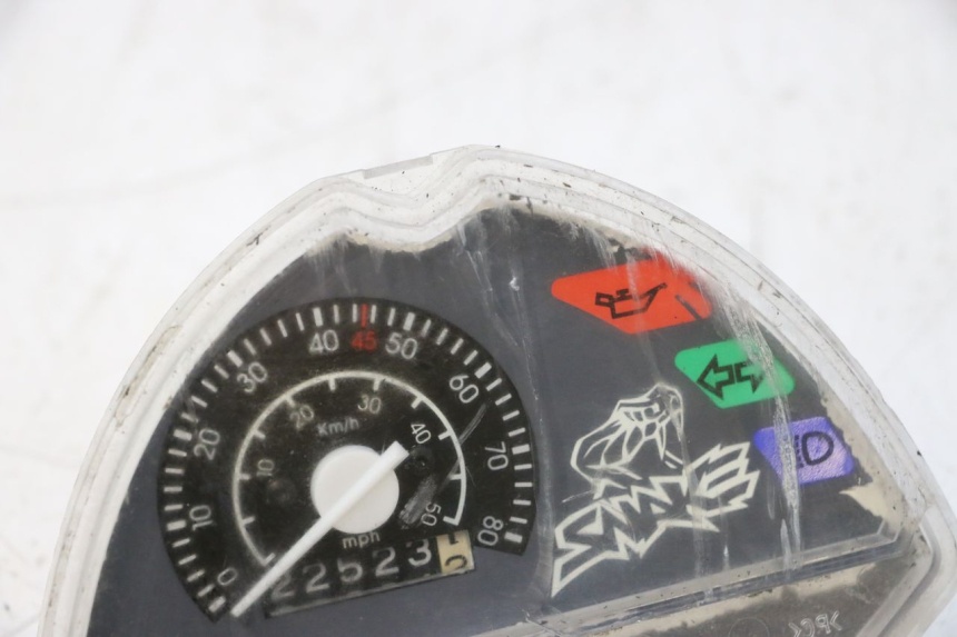 photo de CONTADOR PEUGEOT LUDIX SNAKE 2T 50 (2004 - 2014) - Zoom do estado de desgaste