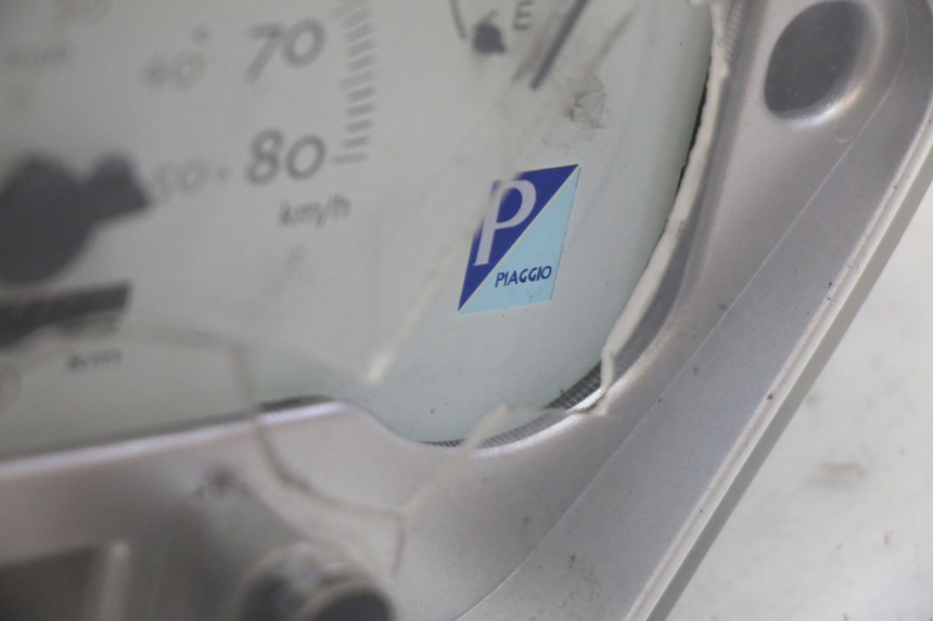 photo de CONTADOR PIAGGIO LXV 4T 50 (2009 - 2013) - Vista geral