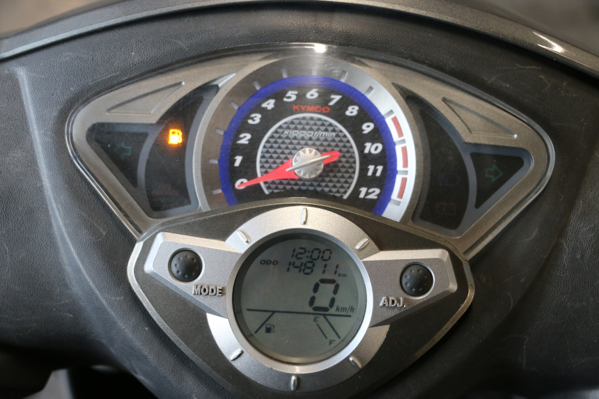 photo de CONTADOR KYMCO MOVIE S 125 (2009 - 2018) - Outro ângulo de visão