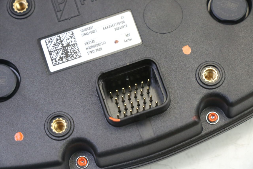 photo de CONTADOR  PIAGGIO MP3 HPE 310 (2024 - 2025) - Vista geral