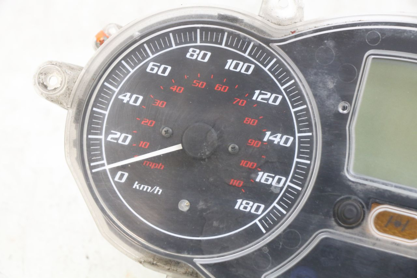 photo de CONTADOR  PIAGGIO MP3 LT 400 (2007 - 2012) - Ampliação dos componentes