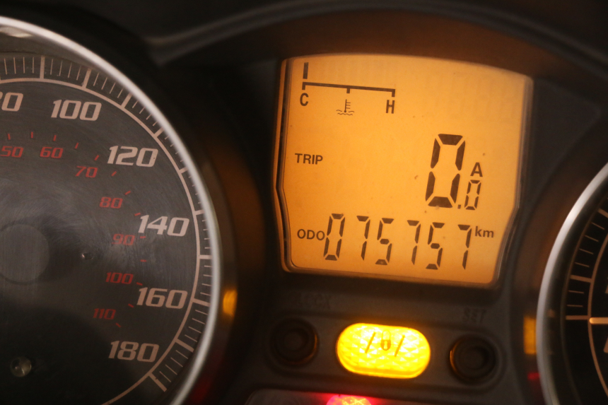 photo de CONTADOR  PIAGGIO MP3 LT 400 (2007 - 2012) - Vista de perto