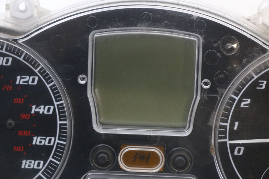 photo de CONTADOR  PIAGGIO MP3 LT 400 (2007 - 2012) - Zoom do estado de desgaste