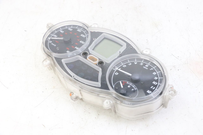 photo de CONTADOR PIAGGIO MP3 LT 300 (2010 - 2016) - Outro ângulo de visão