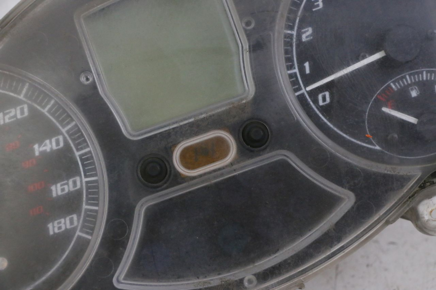 photo de CONTADOR  PIAGGIO MP3 LT 400 (2007 - 2012) - Ângulo alternativo