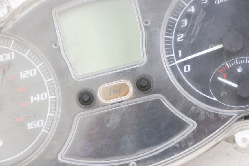 photo de CONTADOR PIAGGIO MP3 LT 300 (2010 - 2016) - Detalhes característicos