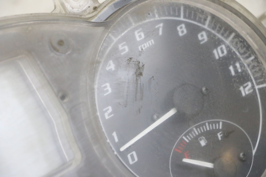 photo de CONTADOR PIAGGIO MP3 LT 300 (2010 - 2016) - Zoom do estado de desgaste