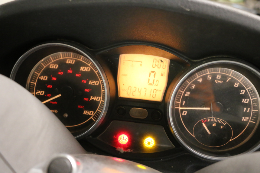 photo de CONTADOR PIAGGIO MP3 LT 300 (2010 - 2016) - Detalhe da peça