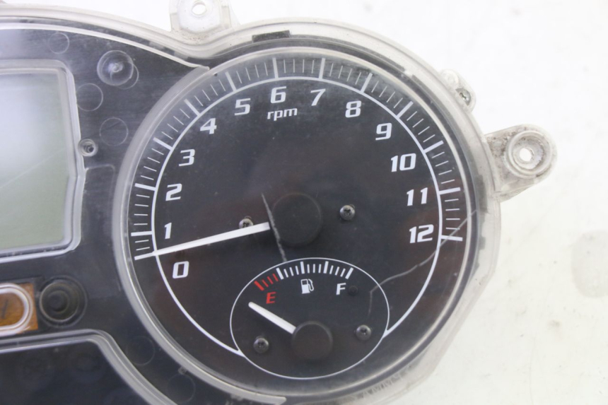 photo de CONTADOR PIAGGIO MP3 LT 300 (2010 - 2016) - Pontos de fixação