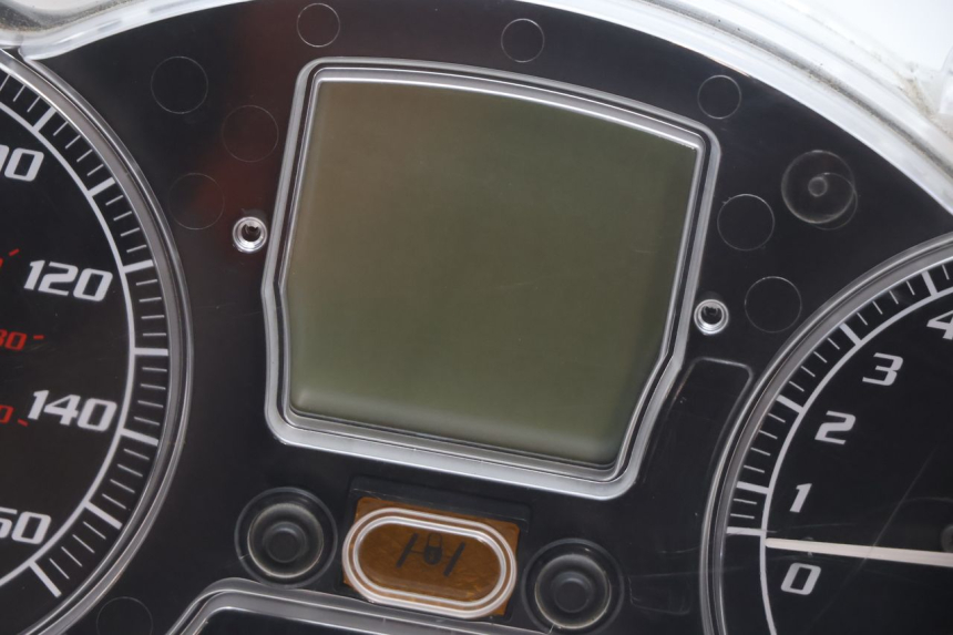 photo de CONTADOR PIAGGIO MP3 LT 300 (2010 - 2016) - Zoom do estado de desgaste