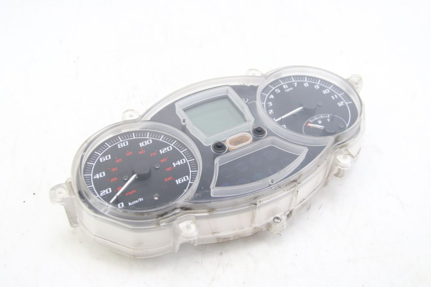 photo de CONTADOR PIAGGIO MP3 125 (2006 - 2014) - Zoom do estado de desgaste