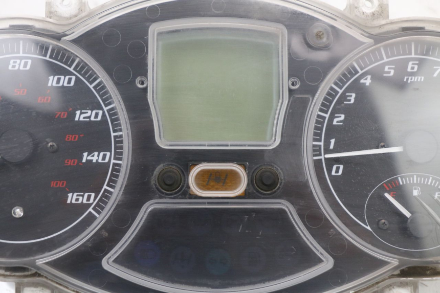 photo de CONTADOR PIAGGIO MP3 125 (2006 - 2014) - Outro ângulo de visão