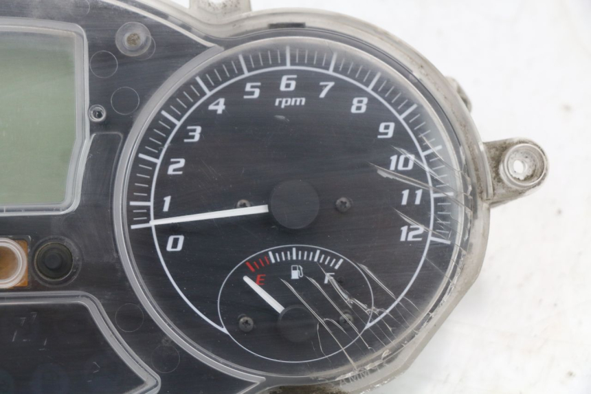 photo de CONTADOR PIAGGIO MP3 125 (2006 - 2014) - Ampliação técnica