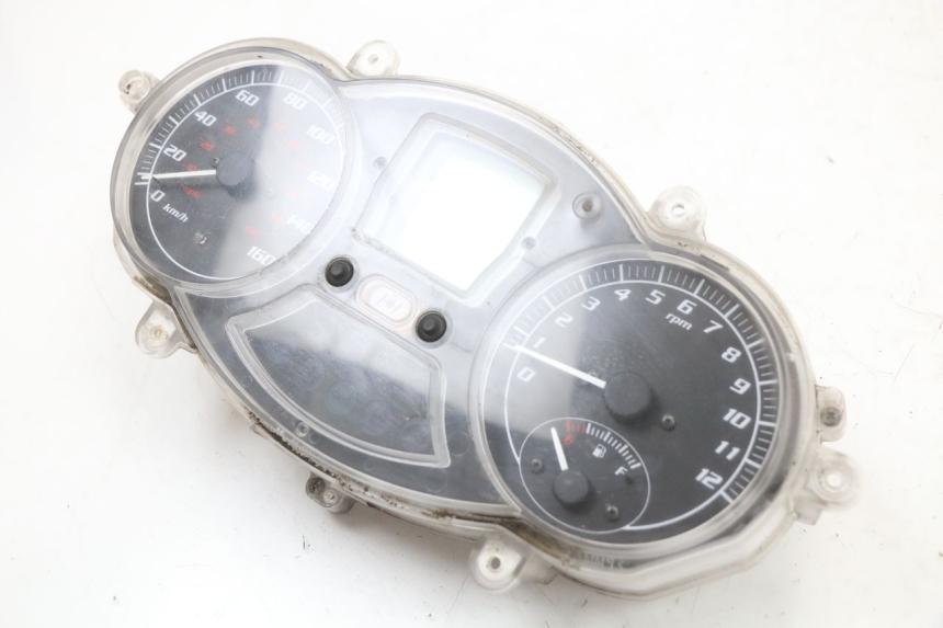 photo de CONTADOR PIAGGIO MP3 125 (2006 - 2014) - Outro ângulo de visão