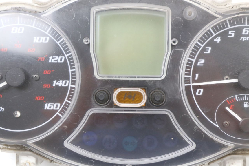 photo de CONTADOR PIAGGIO MP3 125 (2006 - 2014) - Vista geral