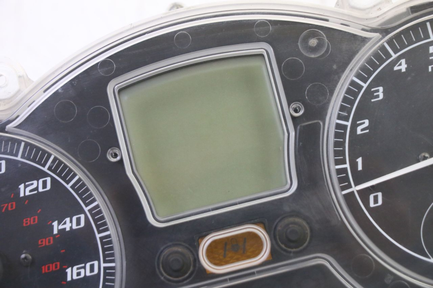photo de CONTADOR PIAGGIO MP3 500 (2011 - 2015) - Outro ângulo de visão