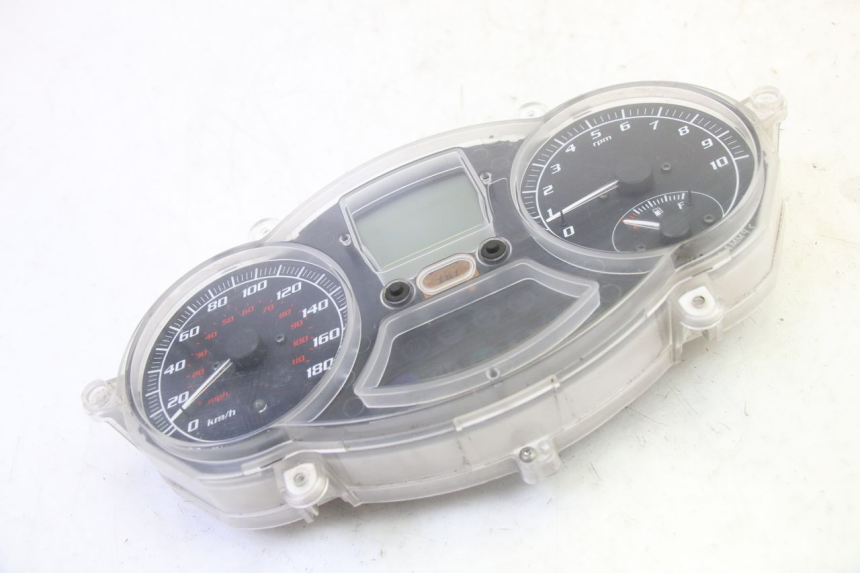 photo de CONTADOR PIAGGIO MP3 500 (2011 - 2015) - Estado da superfície
