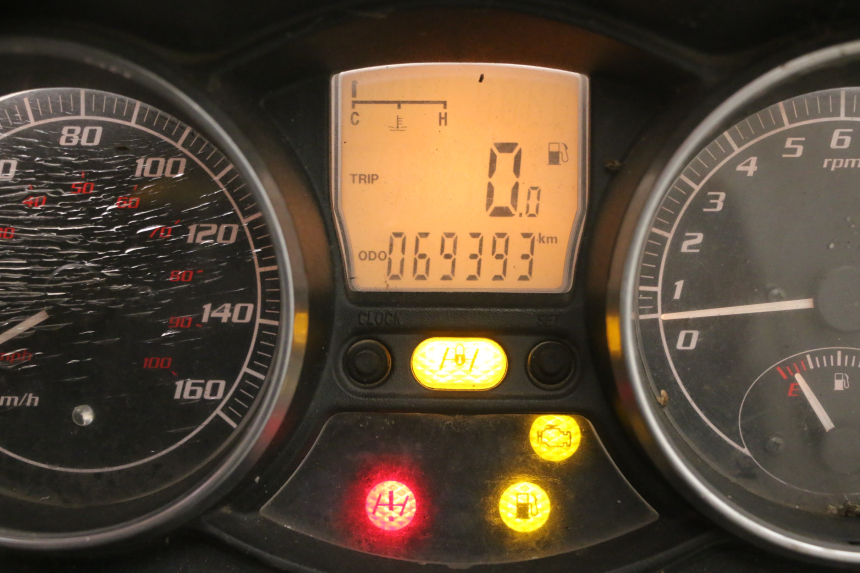 photo de CONTADOR  PIAGGIO MP3 RL 250 (2006 - 2010) - Vista geral