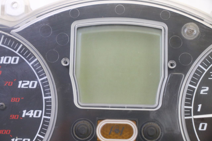 photo de CONTADOR PIAGGIO MP3 125 (2006 - 2014) - Zoom do estado de desgaste
