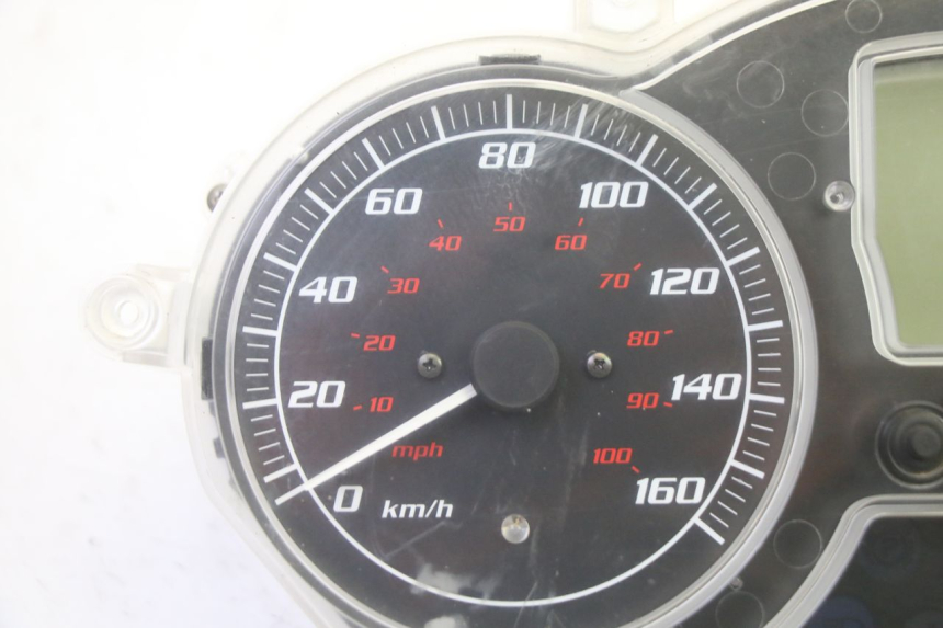 photo de CONTADOR  PIAGGIO MP3 RL 250 (2006 - 2010) - Outro ângulo de visão