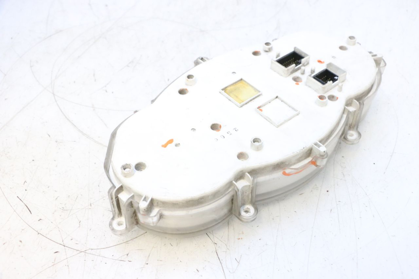 photo de CONTADOR  PIAGGIO MP3 RL 250 (2006 - 2010) - Detalhe da peça