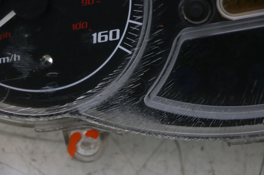 photo de CONTADOR  PIAGGIO MP3 RL 250 (2006 - 2010) - Detalhe da peça