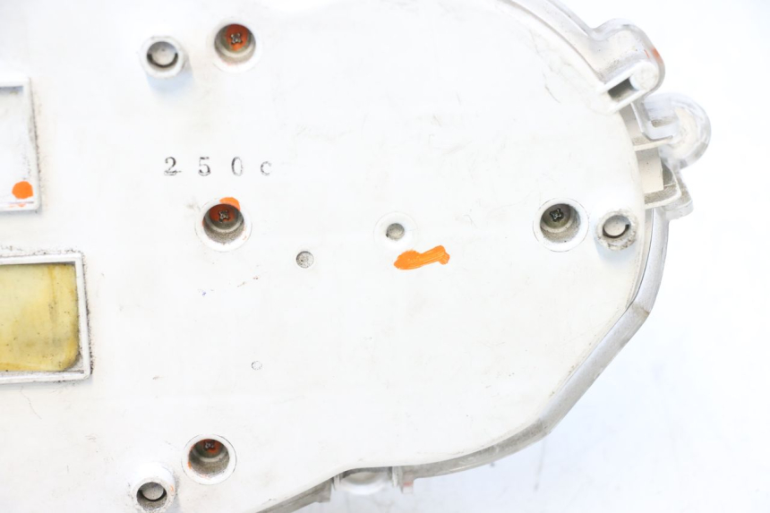 photo de CONTADOR  PIAGGIO MP3 RL 250 (2006 - 2010) - Pontos de fixação