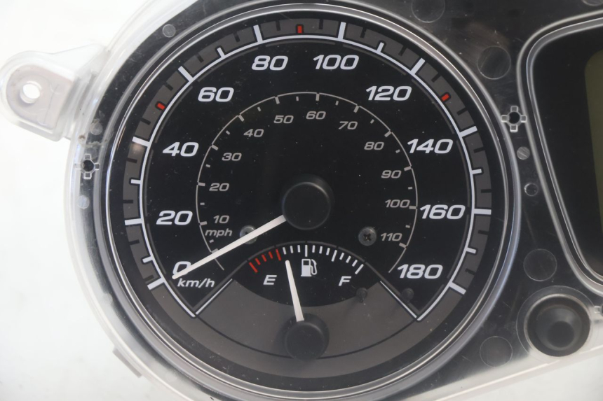 photo de CONTADOR PIAGGIO MP3 500 (2016 - 2018) - Detalhe da peça