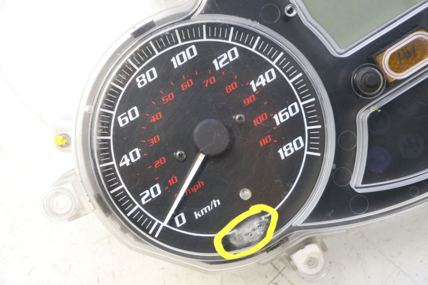 photo de CONTADOR PIAGGIO MP3 500 (2011 - 2015) - Estrutura - ampliação