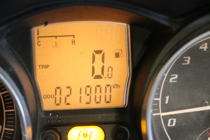photo de CONTADOR PIAGGIO MP3 500 (2011 - 2015) - Ampliação técnica