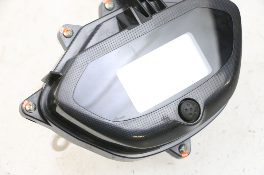 photo de CONTADOR YAMAHA NEO'S CORE 1 (2022 - 2026) - Detalhes característicos